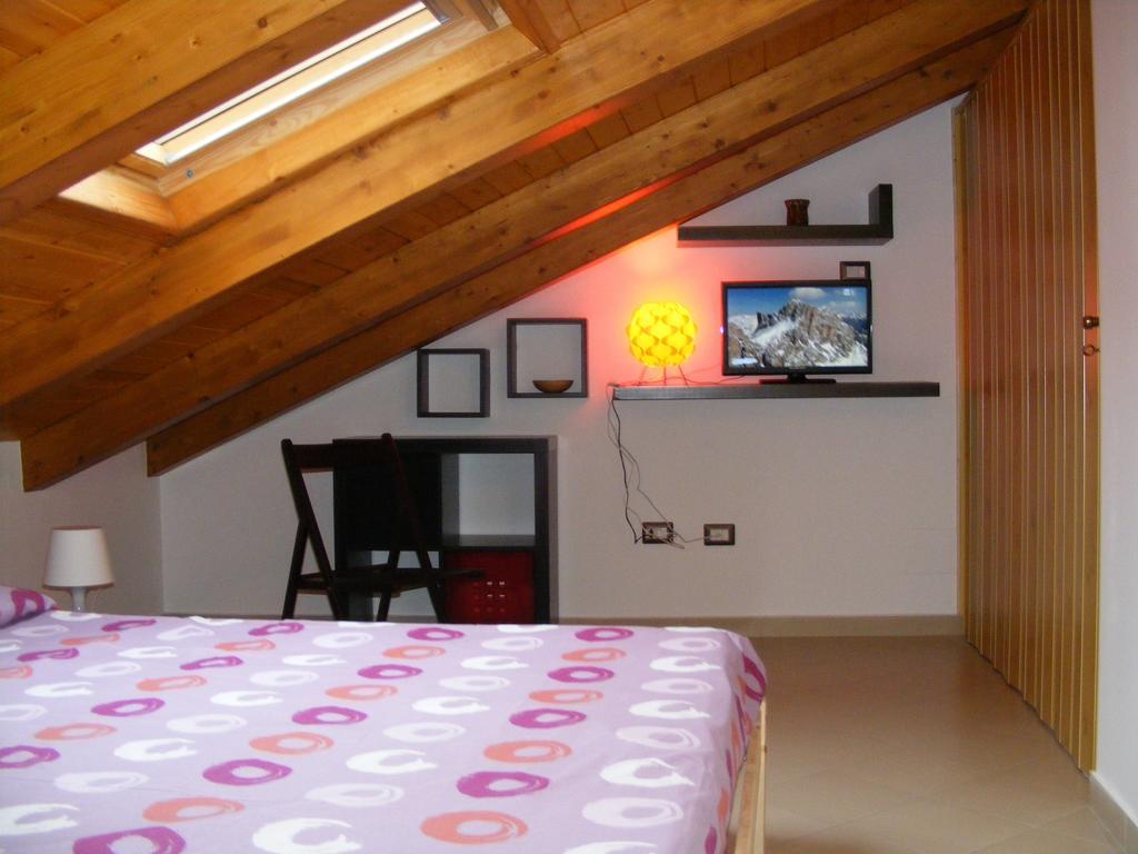 Villetta Singola "Lilla" Ali Terme Kamer foto